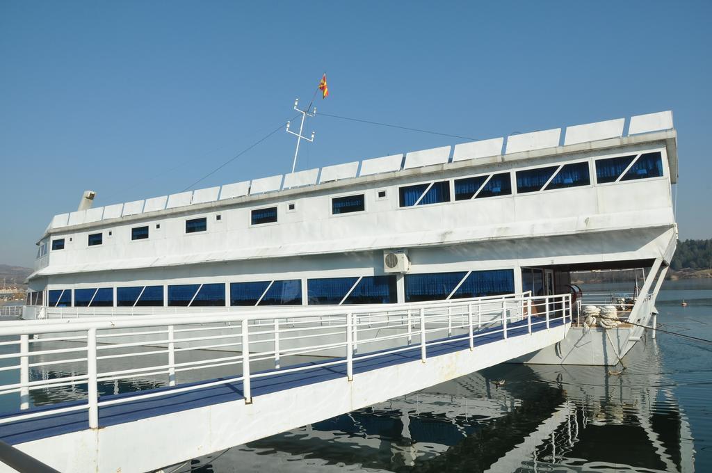 Hotel Brod Panini Βελεσά Εξωτερικό φωτογραφία