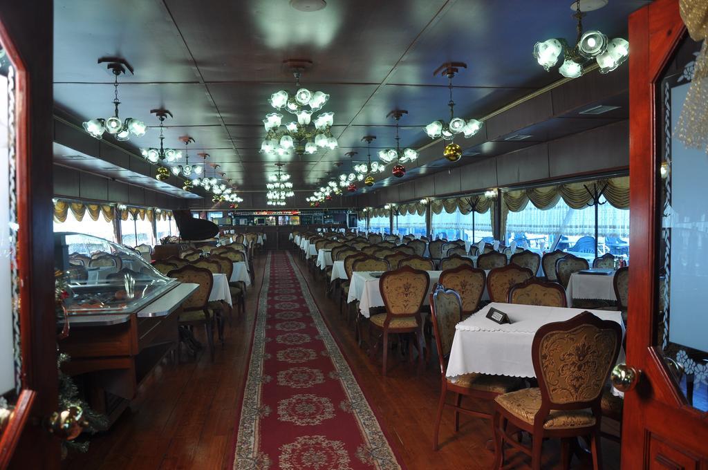 Hotel Brod Panini Βελεσά Εξωτερικό φωτογραφία