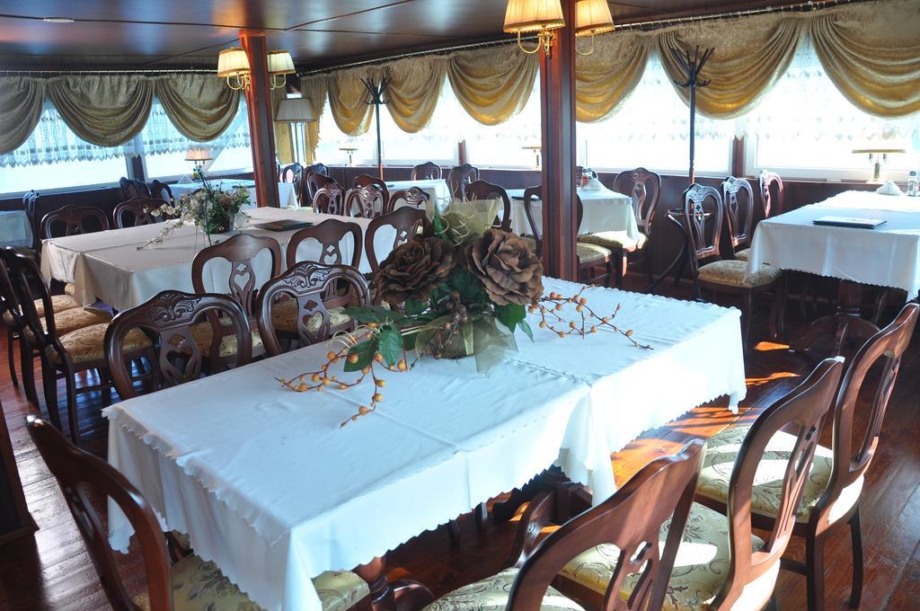 Hotel Brod Panini Βελεσά Εξωτερικό φωτογραφία